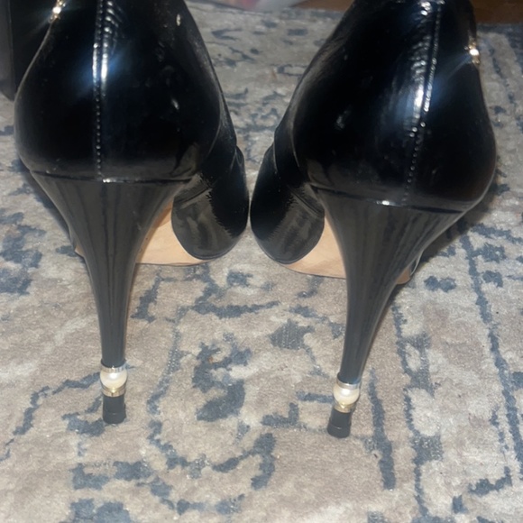 Chanel Peep 👀 toe - Picture 4 of 5